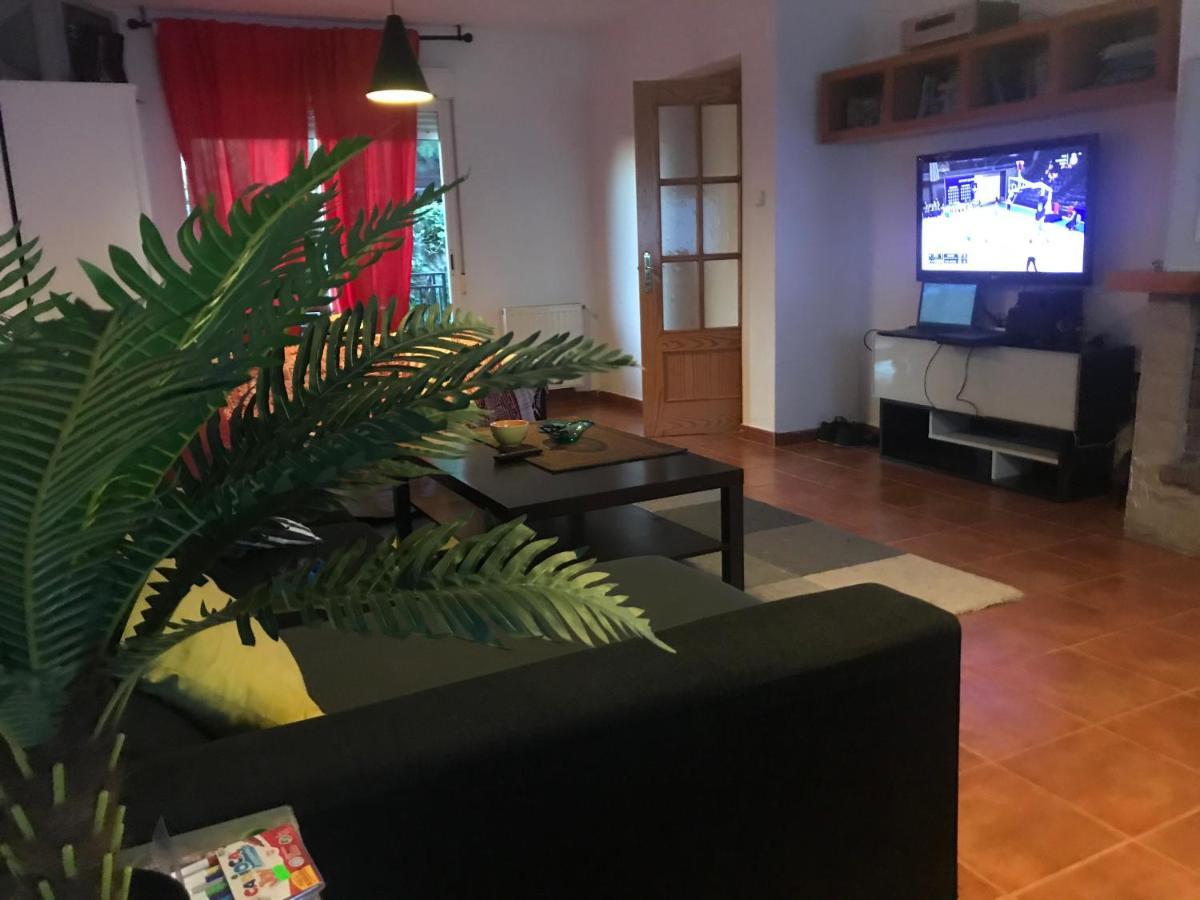 Chale A 25 Minutos De Madrid Cerca De Somosierra El Casar de Talamanca